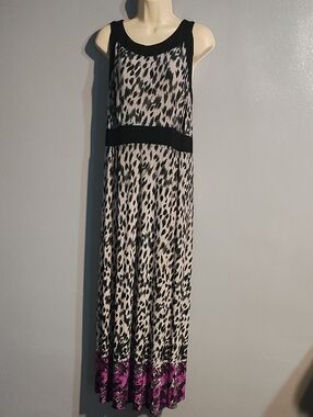 Blooming Rose Sleeveless Black,White Animal Print Maxi Dress with Purple  Border